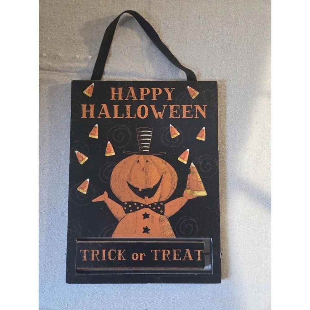 Wooden Halloween Hanging Sign